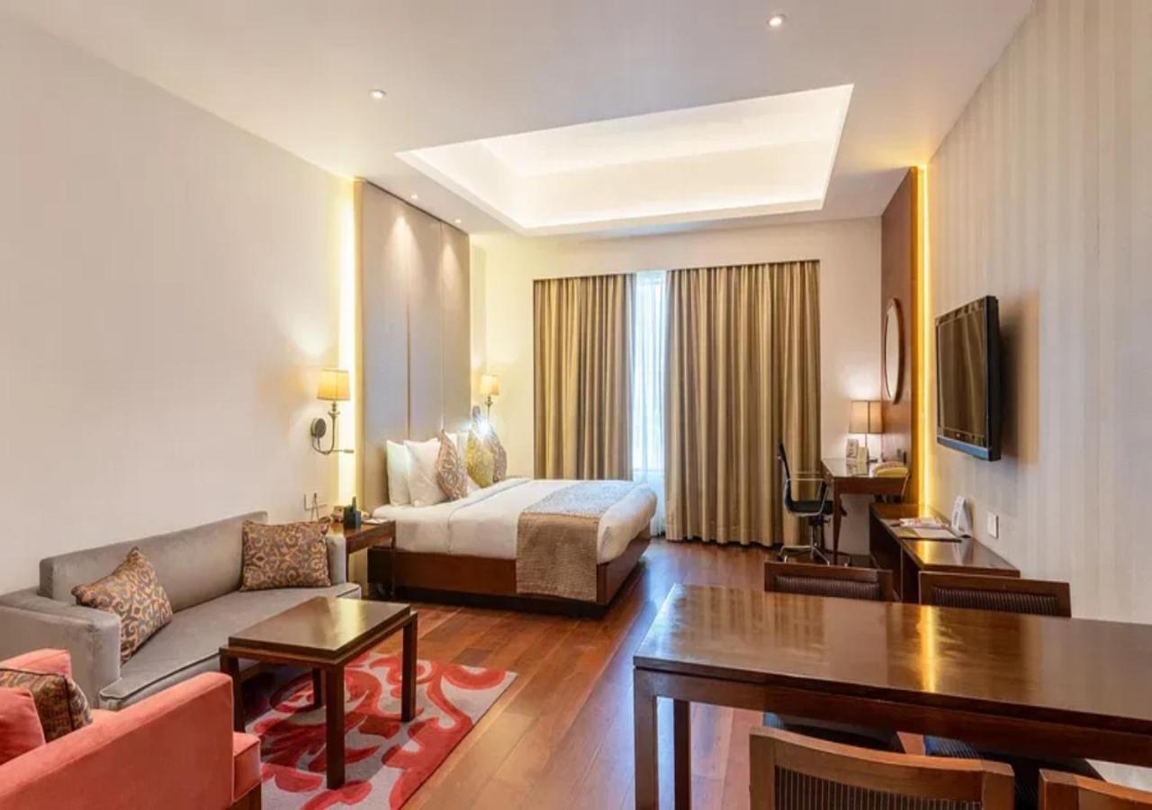 Hotel O Cean Suites Near Igi Airport New Delhi Ngoại thất bức ảnh